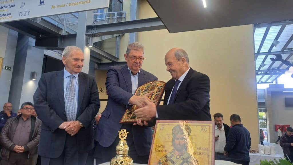 Πάτρα: Αγιασμός στο νέο ΚΤΕΛ! Δείτε όσα έγιναν το πρωί! Ποιοι έδωσαν το παρών - βίντεο Πάτρα: Αγιασμός στο νέο ΚΤΕΛ! Δείτε όσα έγιναν το πρωί! Ποιοι έδωσαν το παρών - βίντεο