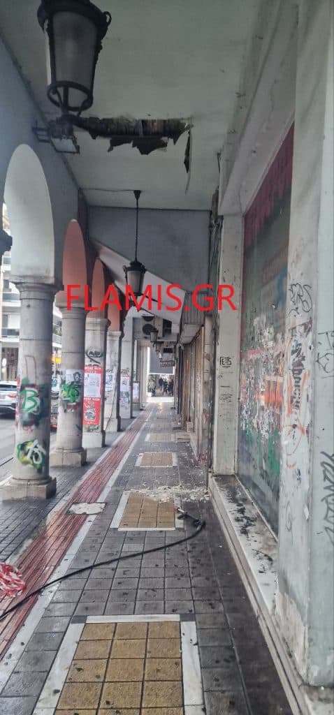 Πάτρα: Θέτουν σε κίνδυνο την ζωή περαστικών! δείτε τι έκαναν στην οδό Κορίνθου και Γούναρη! Δεν έχουν... τον Θεό τους!