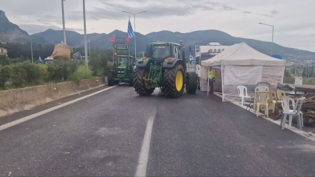 Ανοιξε η Περιμετρική της Πάτρας - Στην άκρη τα τρακτέρ - Πότε θα ξανακλείσει