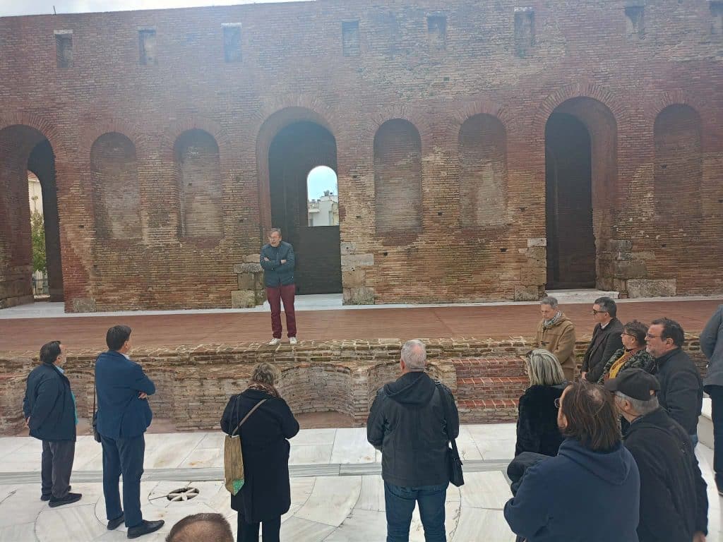 Επισκέψεις του σπιράλ στο νέο ΚΤΕΛ και το Ρωμαϊκό Ωδείο - φωτο