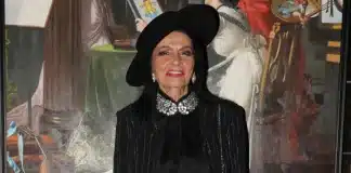 Ζωζώ Σαπουντζάκη: Δεν υπάρχει κανένα πρόβλημα, είναι μια χαρά, λέει στενή φίλη της ηθοποιού Αρχική