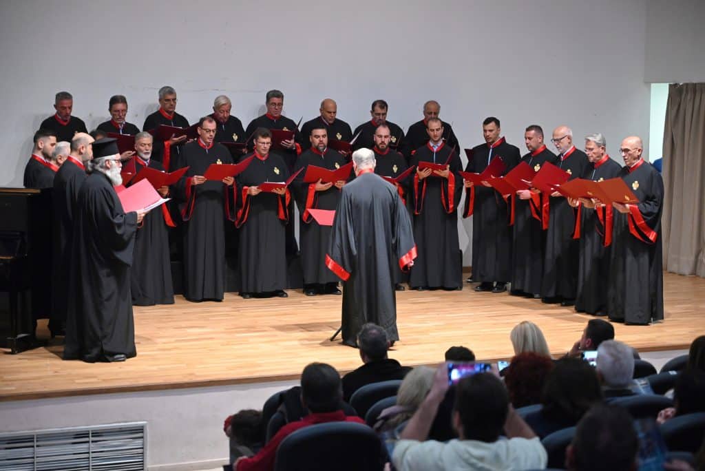 Ο "Φωκαεύς" στην Αθήνα! Εκπληκτική συναυλία της Πατρινής χορωδίας - φωτο Ο "Φωκαεύς" στην Αθήνα! Εκπληκτική συναυλία της Πατρινής χορωδίας - φωτο