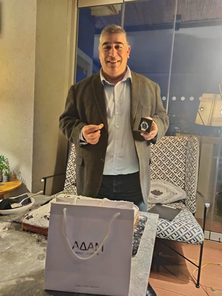 Πάτρα: Η Ομοσπονδία Ενώσεων Συλλόγων Γονέων και Κηδεμόνων Περιφέρειας Δυτικής Ελλάδας έκοψε την πρωτοχρονιάτικη πίτα της - φωτό