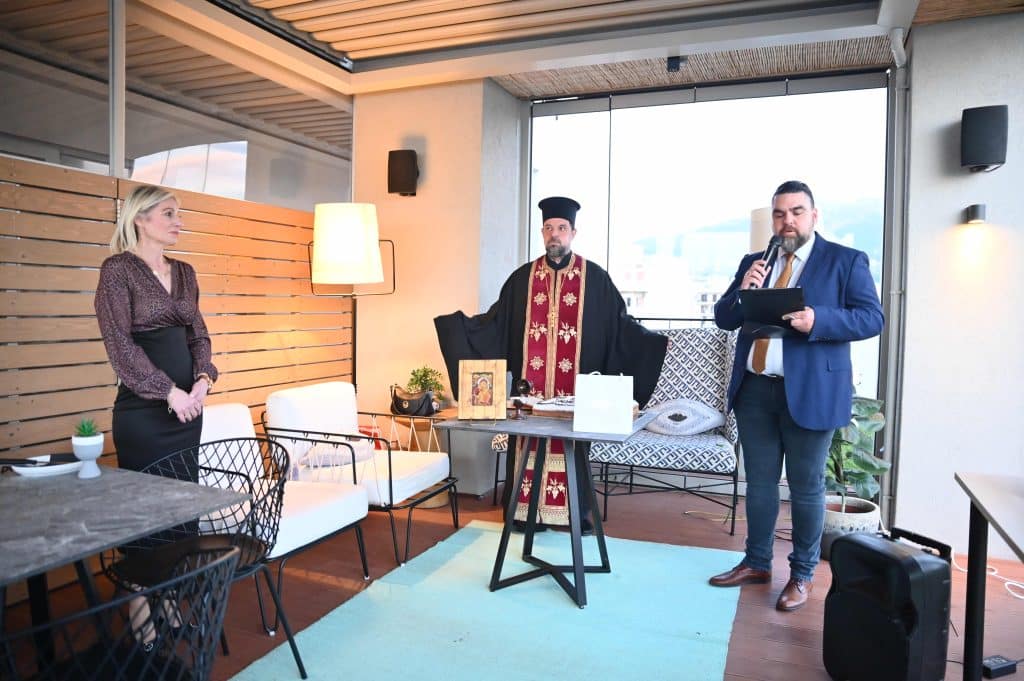 Πάτρα: Η Ομοσπονδία Ενώσεων Συλλόγων Γονέων και Κηδεμόνων Περιφέρειας Δυτικής Ελλάδας έκοψε την πρωτοχρονιάτικη πίτα της - φωτό