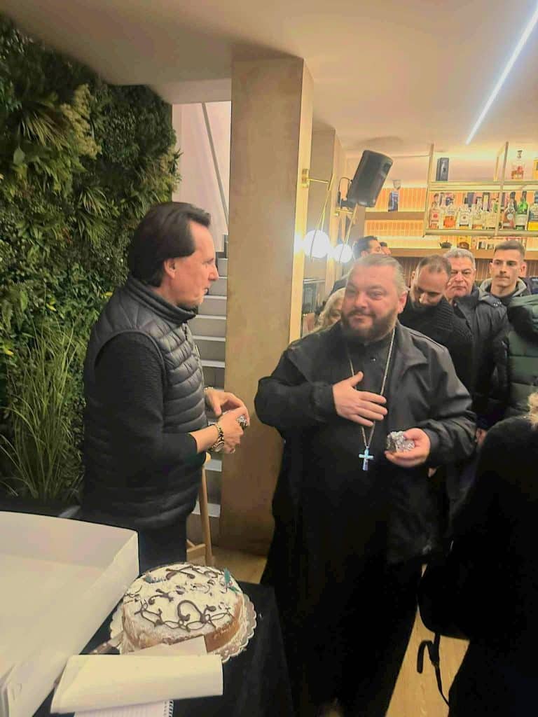 Πάτρα: Κατάμεστο το Elephant για την πίτα του Συλλόγου "με όλους εσάς μπορούμε"! Δείτε φωτό