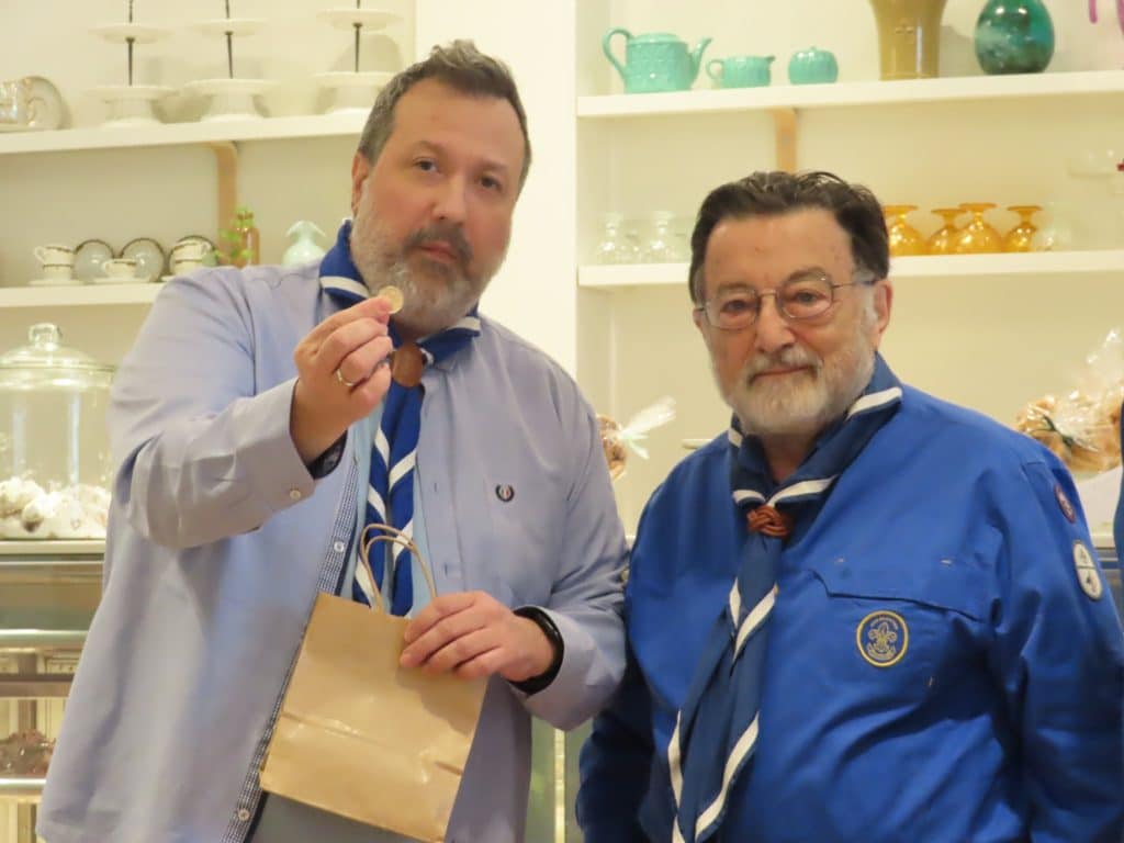 Πάτρα: Οι παλαιοί πρόσκοποι έκοψαν την πίτα τους - φωτό