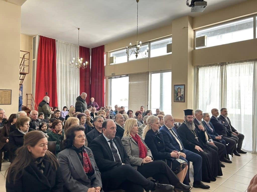 Πάτρα: Η Γεωργία Ντάτσικα στην πίτα των Ηπειρωτών - φωτο