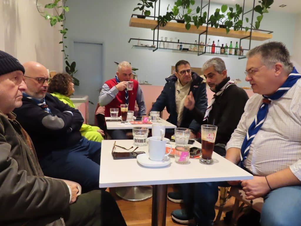 Πάτρα: Οι παλαιοί πρόσκοποι έκοψαν την πίτα τους - φωτό