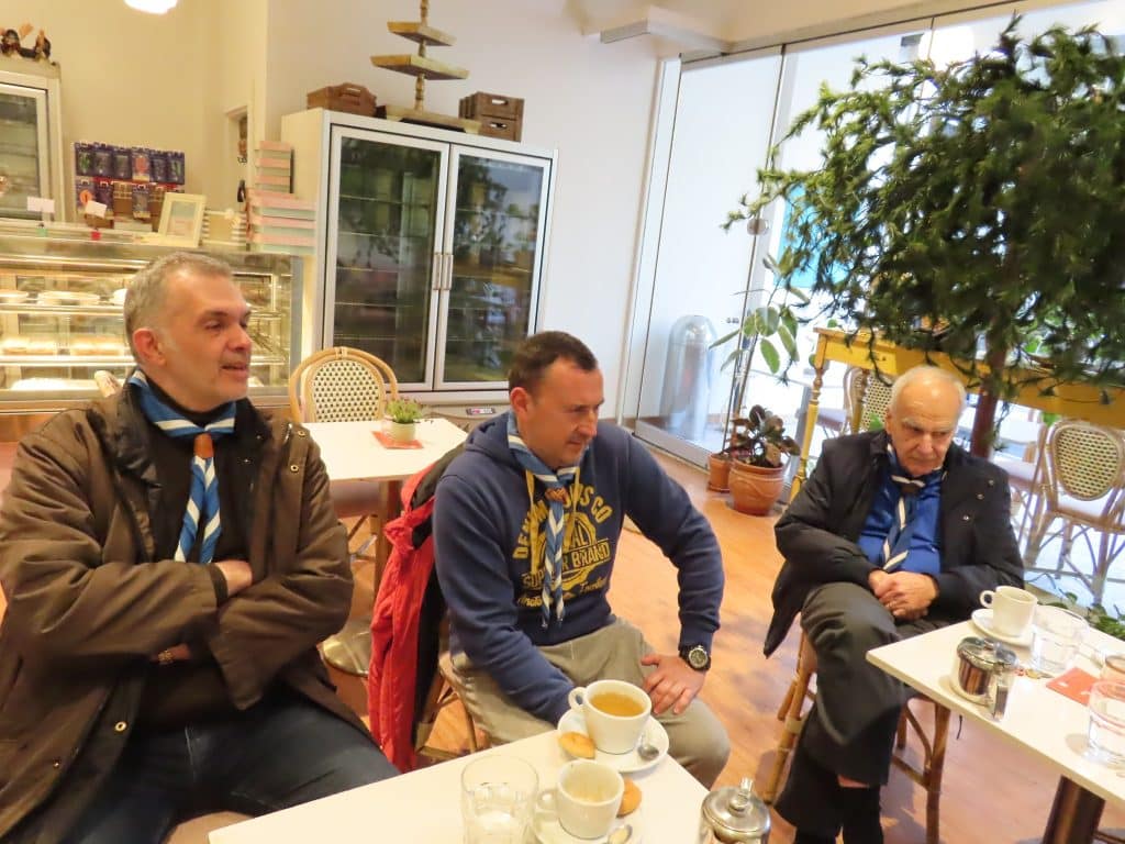 Πάτρα: Οι παλαιοί πρόσκοποι έκοψαν την πίτα τους - φωτό