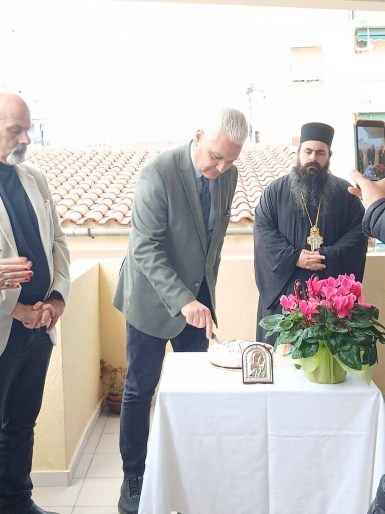 Πάτρα: η κοπή της πρωτοχρονιάτικης βασιλόπιτας στη Γενική Διεύθυνση Δημόσιας Υγείας και Κοινωνικής Μέριμνας