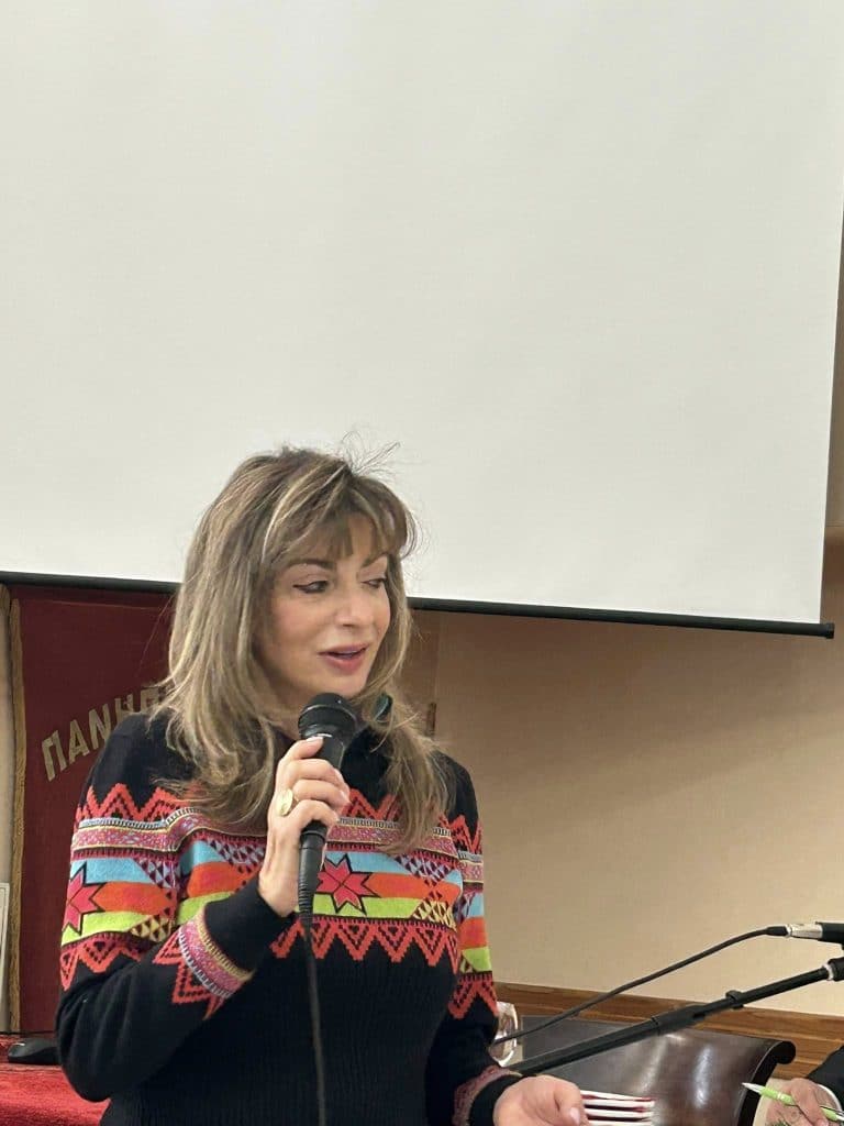 Πάτρα: Η Γεωργία Ντάτσικα στην πίτα των Ηπειρωτών - φωτο