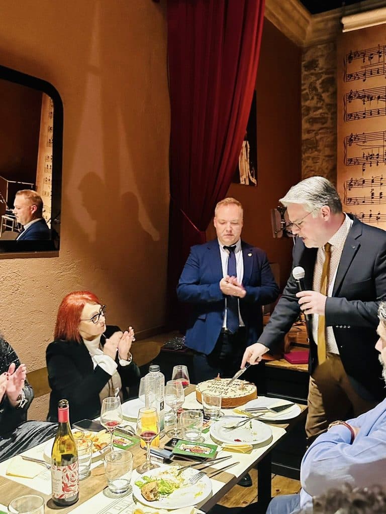 Πάτρα - φωτό: Η πίτα της νοσηλευτικής