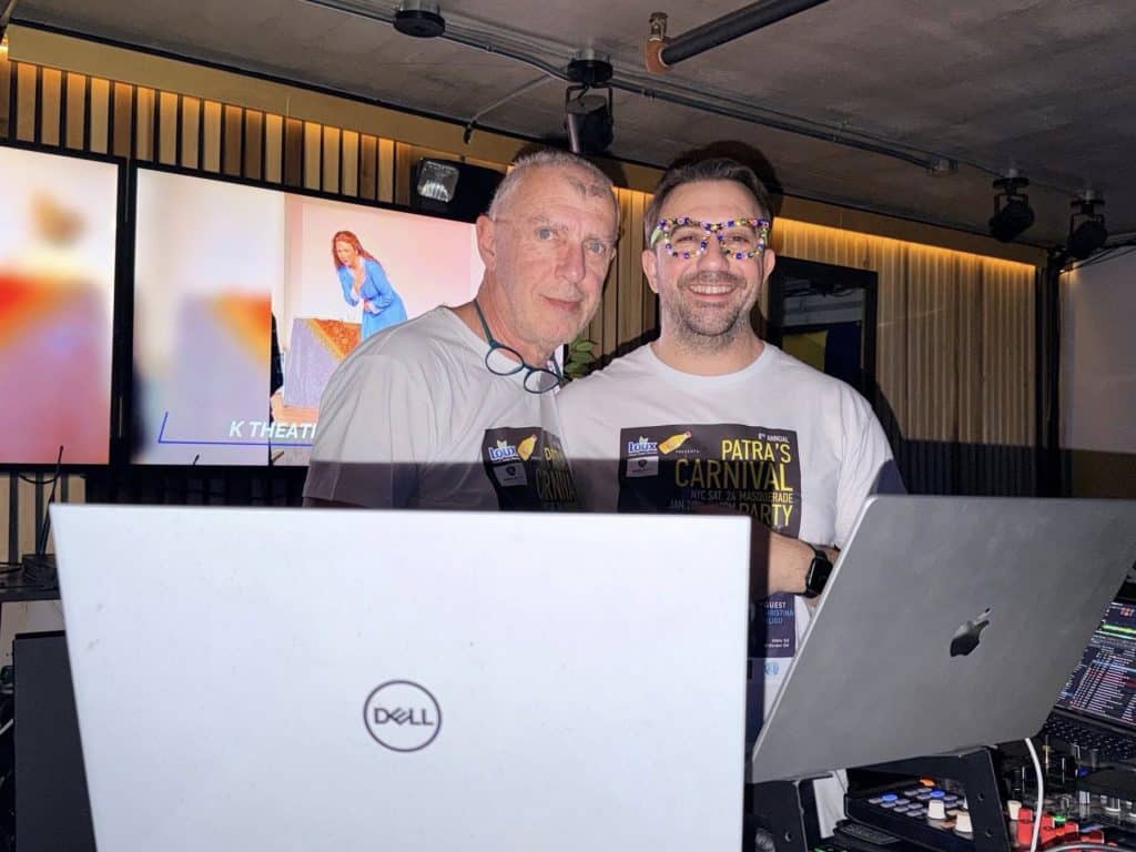 Χαμός στο πατρινό καρναβαλικό πάρτι στη Νέα Υόρκη! Ο Πατρινός επιχειρηματίας που έκλεψε την παράσταση με τα τραγούδια του