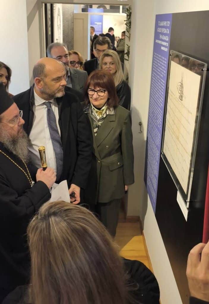 Ο Ιάσων Φωτήλας εγκαινίασε έκθεση στο Μεσολόγγι - φωτο