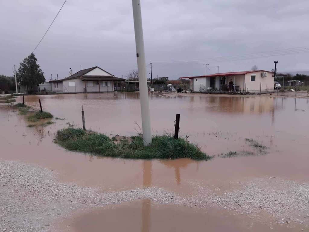 Δείτε φωτό: Πλημμύρισαν χωριά στην Βόρεια Ηλεία!