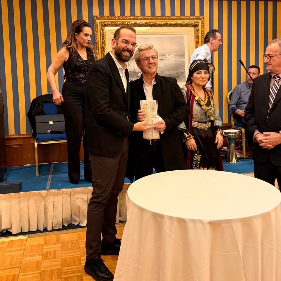 Ο Νεκτάριος Φαρμάκης στην πίτα της Παναιτωλοακαρνανικής Συνομοσπονδίας - φωτο