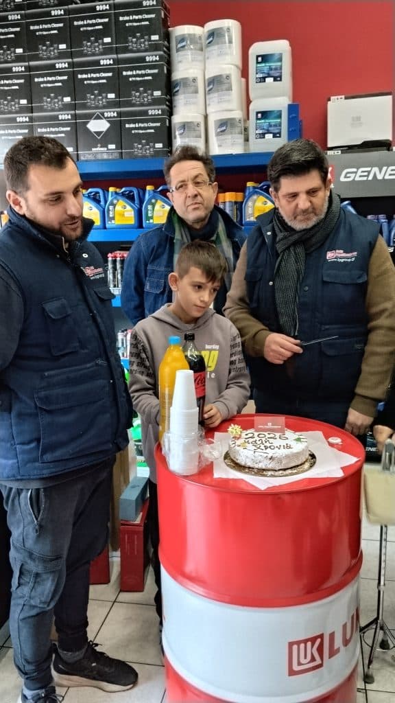 ΔΕΙΤΕ ΦΩΤΟ: Η κορυφαία εταιρεία στο είδος της Fotis Papatheodorou Autoparts έκοψε την πίτα της