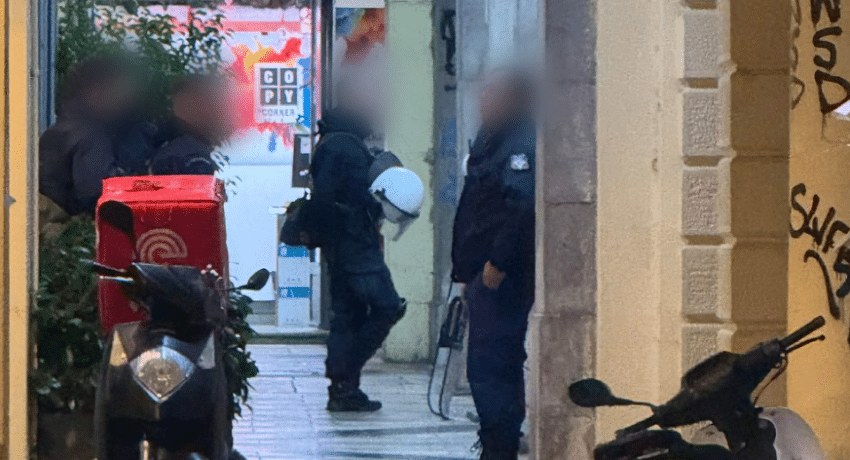 Δύναμη στο γραφείο της Χριστίνας Αλεξοπούλου! Οι πληροφορίες της ΕΛ.ΑΣ. για επίθεση - φωτό