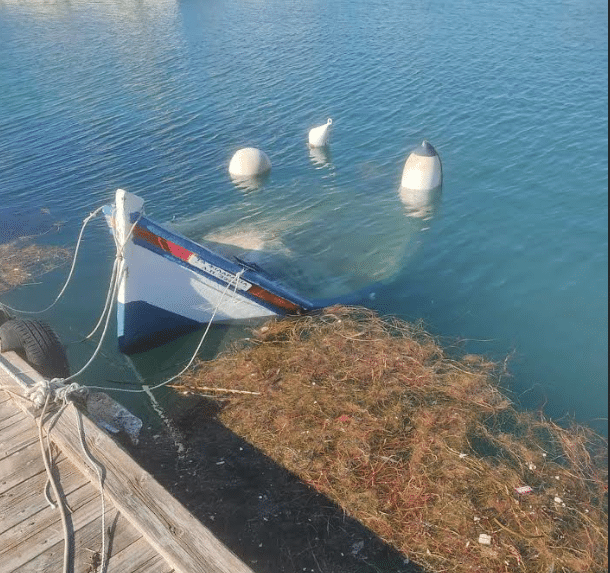 Πάτρα: Βυθίστηκε το "συλλεκτικό" σκάφος του στη μαρίνα... και ζητά αποζημίωση από τον Δήμο Πάτρα: Βυθίστηκε το "συλλεκτικό" σκάφος του στη μαρίνα... και ζητά αποζημίωση από τον Δήμο