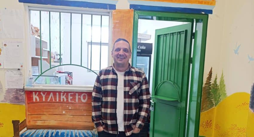 32ο Δημοτικό Σχολείο Πατρών: Γράμματα, ζωγραφιές και το «ευχαριστώ» στον κύριο Δημήτρη