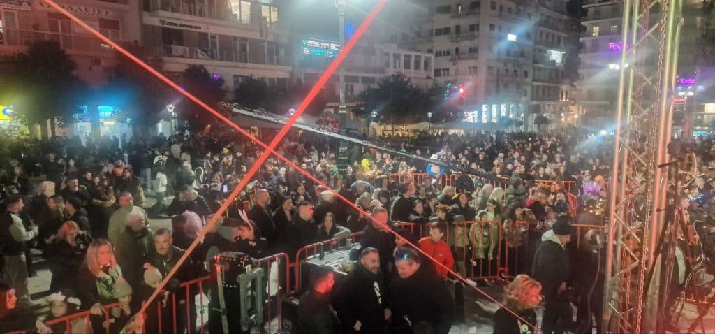 Μία εκπληκτική τελετή έναρξης του Πατρινού Καρναβαλιού! Τα είχε ... όλα! Δείτε φωτο και βίντεο