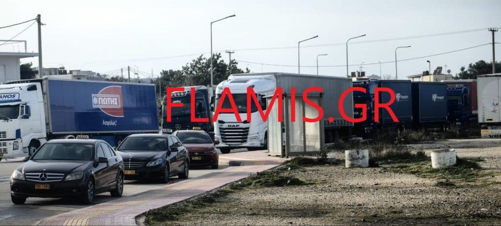 Πάτρα: Ουρές φορτηγών στο Ρίο! ΣΤΟΠ από τη Γέφυρα - Κλειστό το πορθμείο! Μανιασμένοι οι άνεμοι - φωτο
