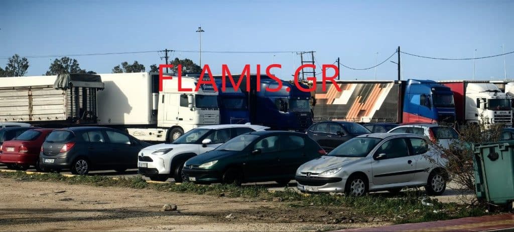 «Σφυροκόπηµα» σ’ όλη την Πάτρα! Καρέ καρέ όσα συνέβησαν χθες λόγω κακοκαιρίας - φωτό και βίντεο