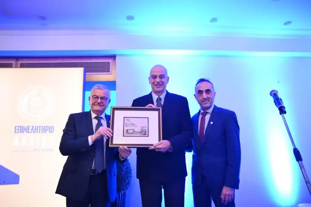 Δείτε πολλές φωτό: Αυτές είναι οι Αχαϊκές εταιρείες που βράβευσε το Επιμελητήριο