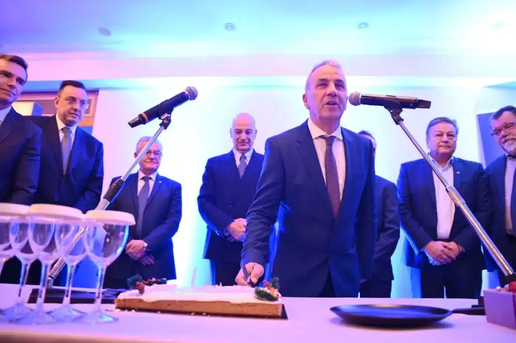 Δείτε πολλές φωτό: Αυτές είναι οι Αχαϊκές εταιρείες που βράβευσε το Επιμελητήριο