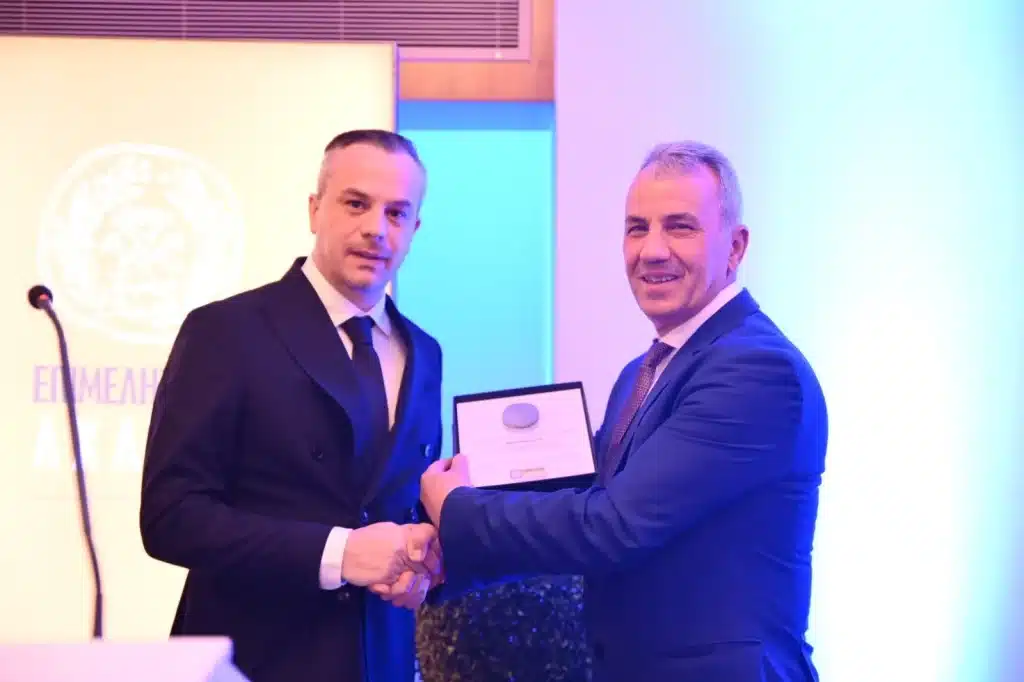 Δείτε πολλές φωτό: Αυτές είναι οι Αχαϊκές εταιρείες που βράβευσε το Επιμελητήριο