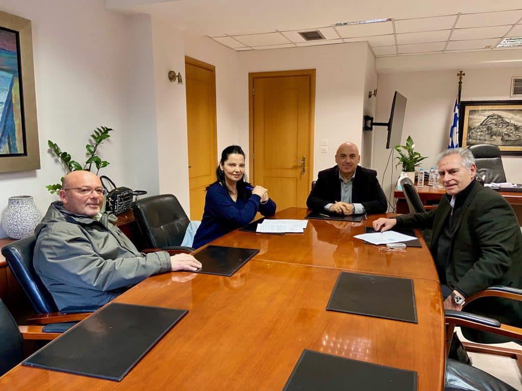 ΝΑΥΠΑΚΤΟΣ: Υπεγράφη η σύμβαση για την Ενεργειακή Αναβάθμιση των αντλιοστασίων