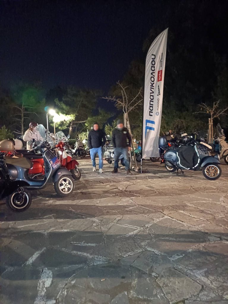 δείτε φωτό και βίντεο: Ρεκόρ συμμετοχής στην συνάντηση των "Βεσπίτσι" στην Πάτρα - Ξενάγηση από τον Δήμαρχο