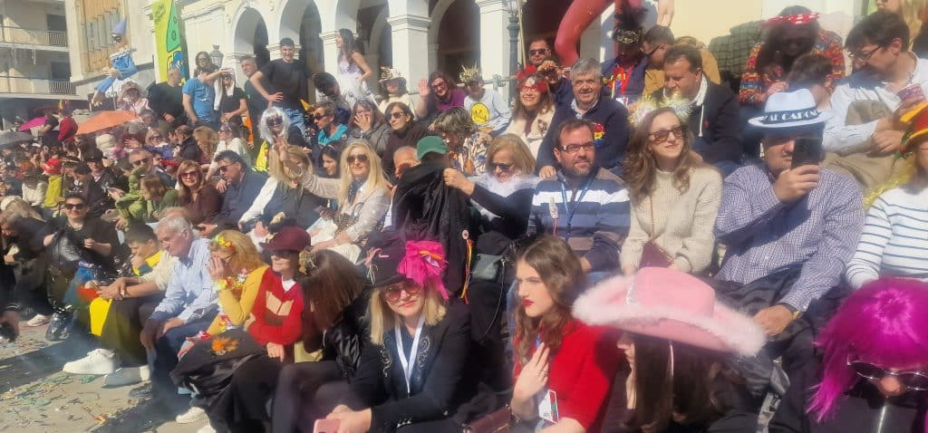 Πάτρα: Δείτε πάνω από 200 νέες φωτογραφίες από την μεγάλη καρναβαλική παρέλαση