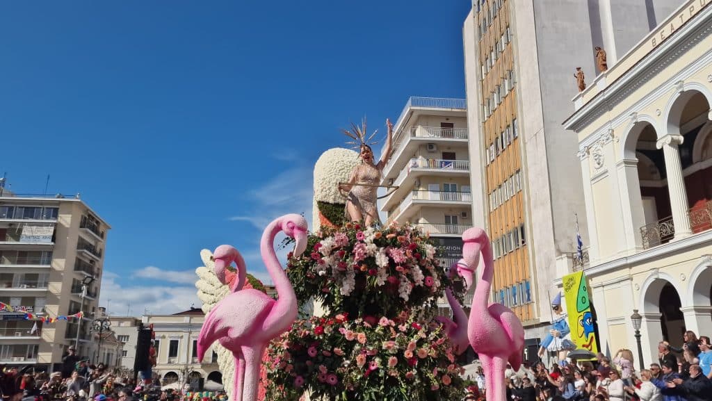 Πάτρα: Δείτε πάνω από 200 νέες φωτογραφίες από την μεγάλη καρναβαλική παρέλαση