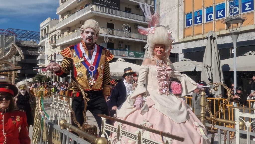 Πάτρα: Δείτε πάνω από 200 νέες φωτογραφίες από την μεγάλη καρναβαλική παρέλαση