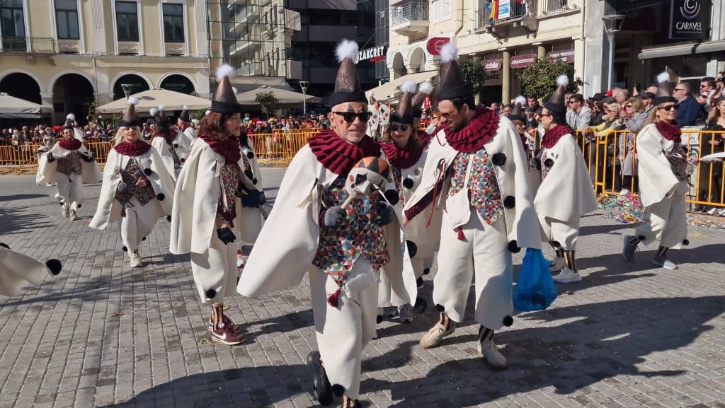 Πάτρα: Δείτε πάνω από 200 νέες φωτογραφίες από την μεγάλη καρναβαλική παρέλαση