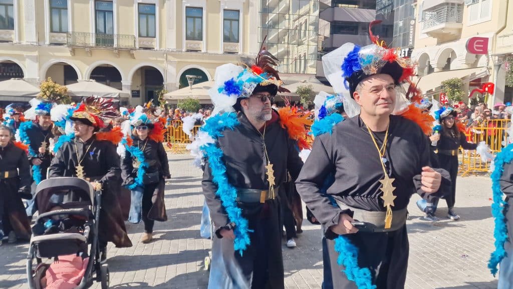 Πάτρα: Δείτε πάνω από 200 νέες φωτογραφίες από την μεγάλη καρναβαλική παρέλαση