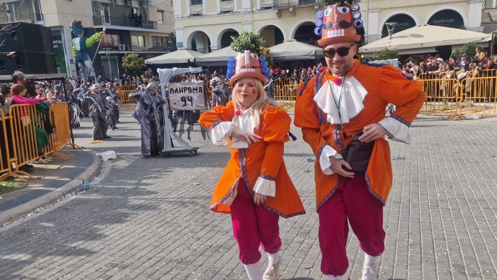 Πάτρα: Δείτε πάνω από 200 νέες φωτογραφίες από την μεγάλη καρναβαλική παρέλαση