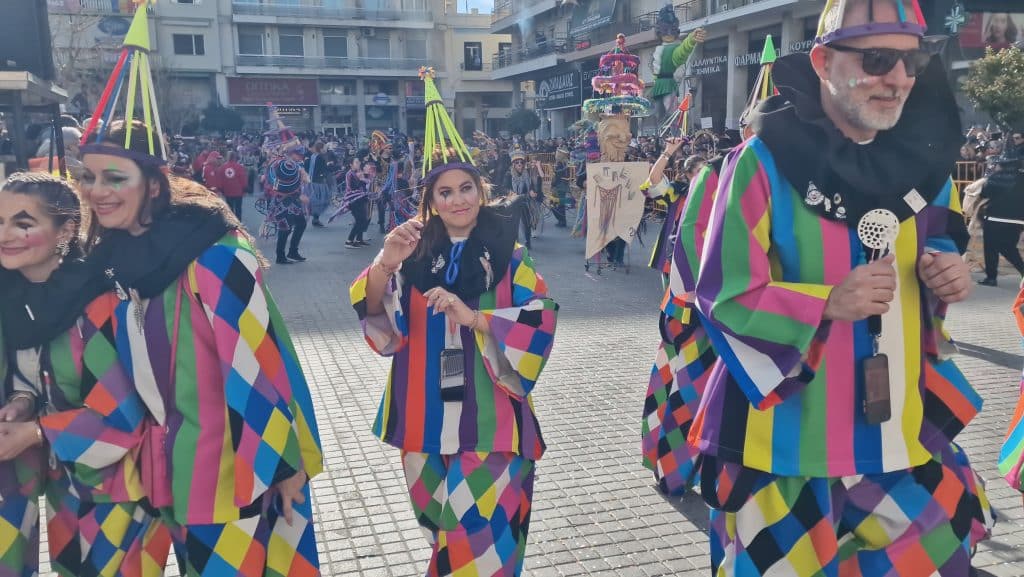 Πάτρα: Δείτε πάνω από 200 νέες φωτογραφίες από την μεγάλη καρναβαλική παρέλαση