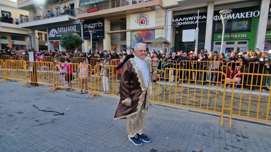 Πάτρα: Δείτε πάνω από 200 νέες φωτογραφίες από την μεγάλη καρναβαλική παρέλαση