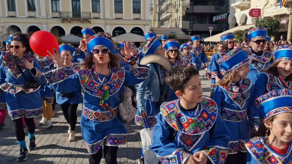 Πάτρα: Δείτε πάνω από 200 νέες φωτογραφίες από την μεγάλη καρναβαλική παρέλαση