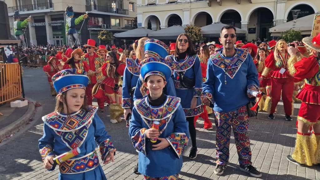 Πάτρα: Δείτε πάνω από 200 νέες φωτογραφίες από την μεγάλη καρναβαλική παρέλαση