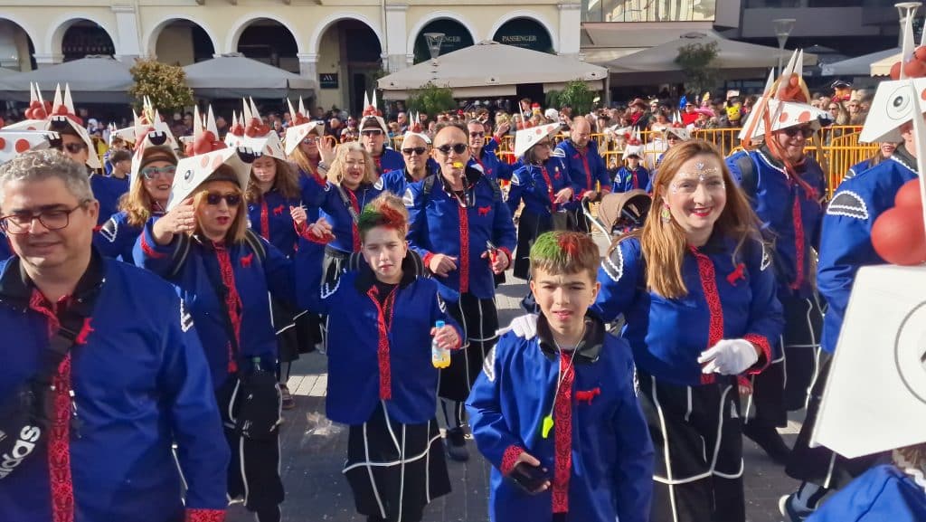 Πάτρα: Δείτε πάνω από 200 νέες φωτογραφίες από την μεγάλη καρναβαλική παρέλαση