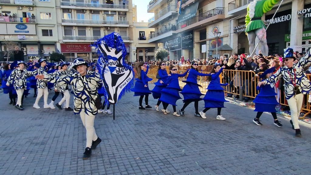 Πάτρα: Δείτε πάνω από 200 νέες φωτογραφίες από την μεγάλη καρναβαλική παρέλαση