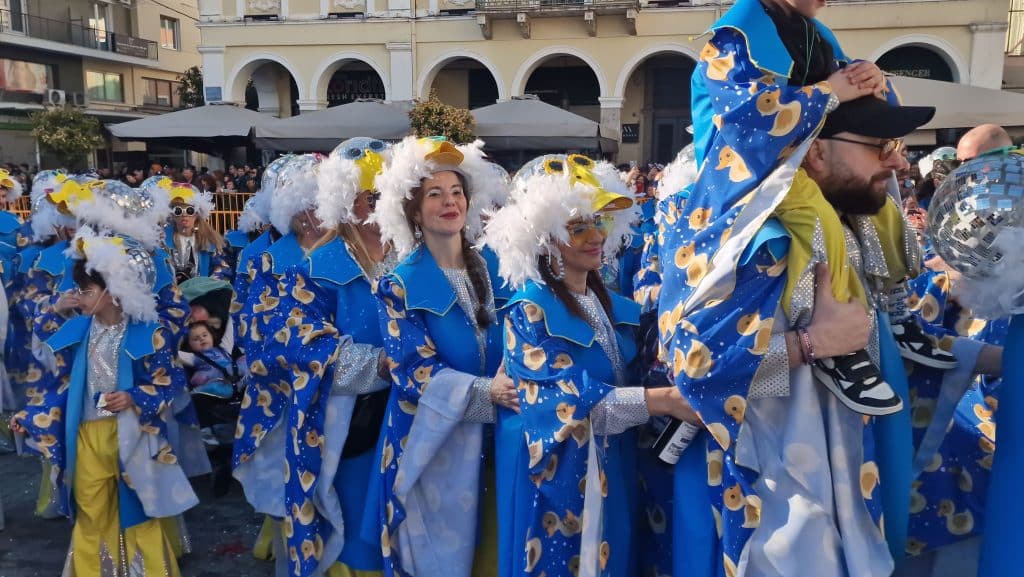 Πάτρα: Δείτε πάνω από 200 νέες φωτογραφίες από την μεγάλη καρναβαλική παρέλαση