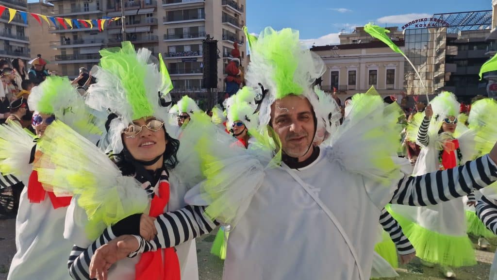 Πάτρα: Δείτε πάνω από 200 νέες φωτογραφίες από την μεγάλη καρναβαλική παρέλαση