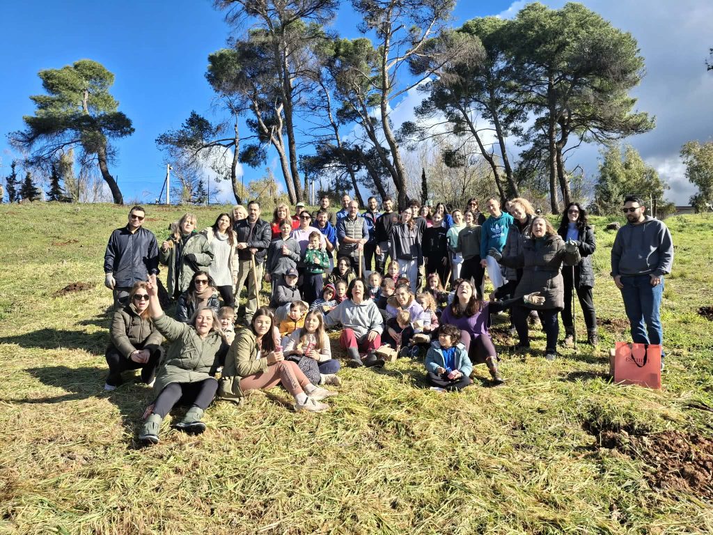 Πάτρα: Δείτε καρέ καρέ πώς έγινε η αναδάσωση στο Γηροκομειό