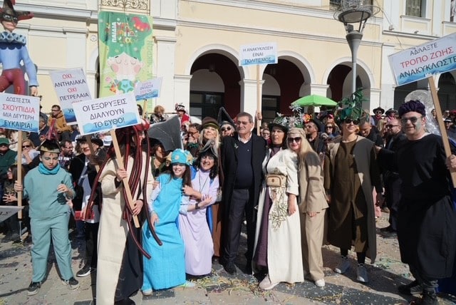 Το Πατρινό Καρναβάλι στα καλύτερά του - Δείτε Φωτογραφίες