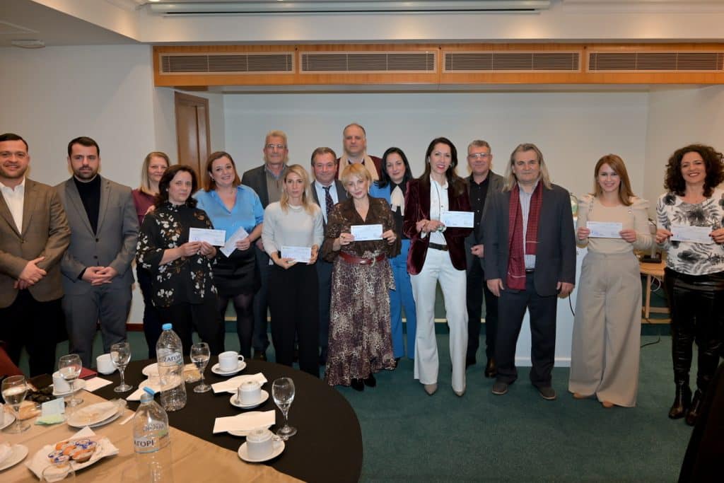 O Σύλλογος Εκπαιδευτικών Πρωτοβάθμιας Εκπαίδευσης Πάτρας έκοψε πίτα