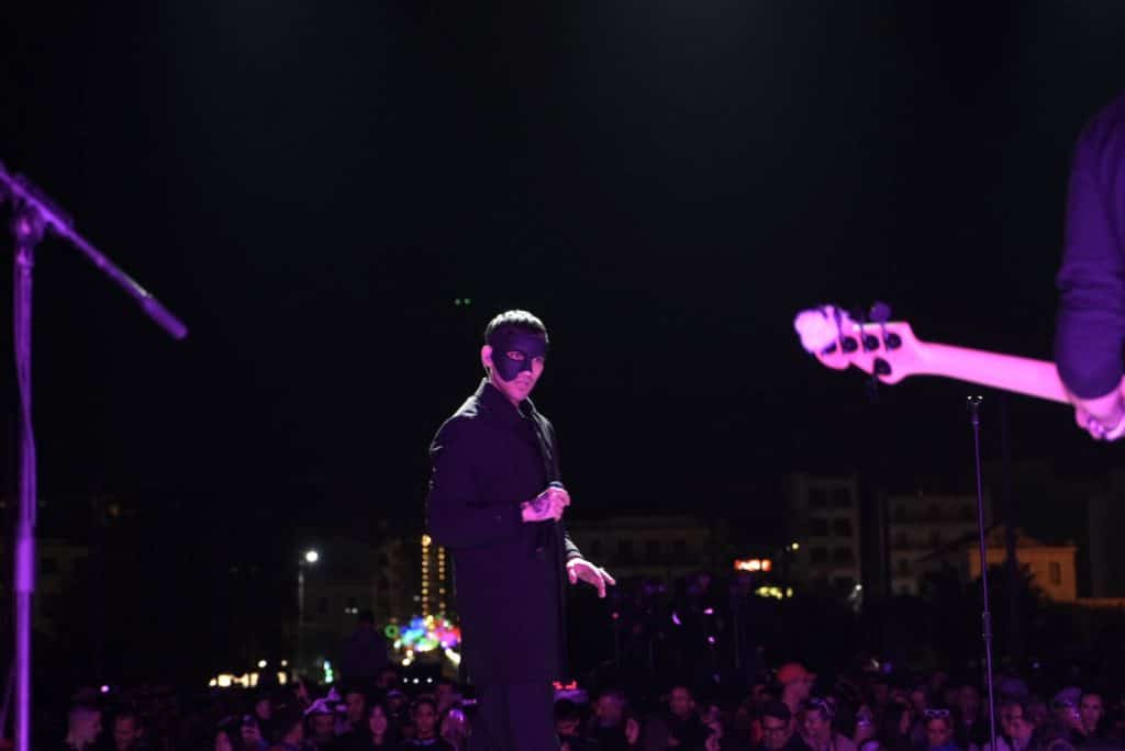 Φαντασμαγορική τελετή λήξης ενώπιον χιλιάδων Πατρινών και επισκεπτών - Δείτε νέες φωτό Φαντασμαγορική τελετή λήξης ενώπιον χιλιάδων Πατρινών και επισκεπτών - Δείτε νέες φωτό